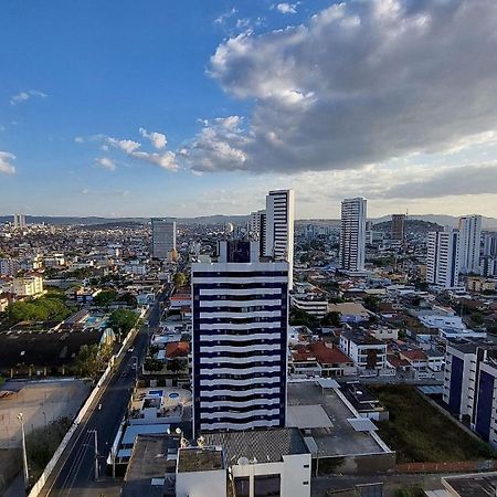 Ape Com Vista Espetacular No Edif. Mr. Roterdam Apartment Каруару Екстериор снимка